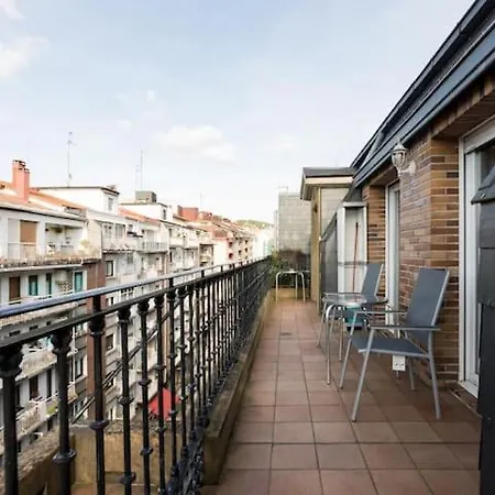 Luminoso Atico En San-sebastian Apartman
